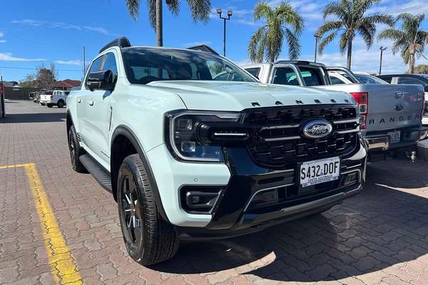 2025 Ford Ranger PHEV Stormtrak 4X4 2.3L