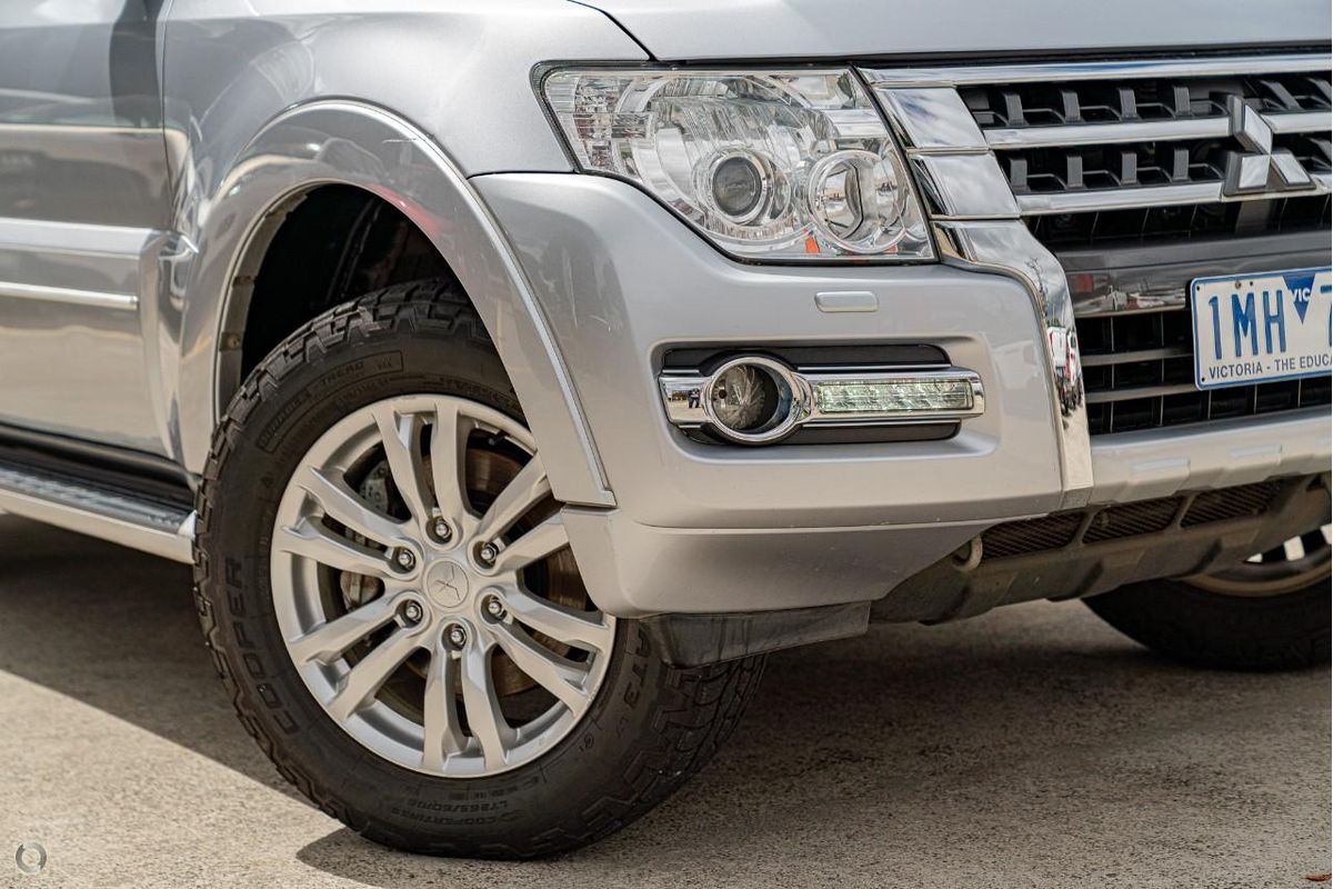 2017 Mitsubishi Pajero Exceed NX