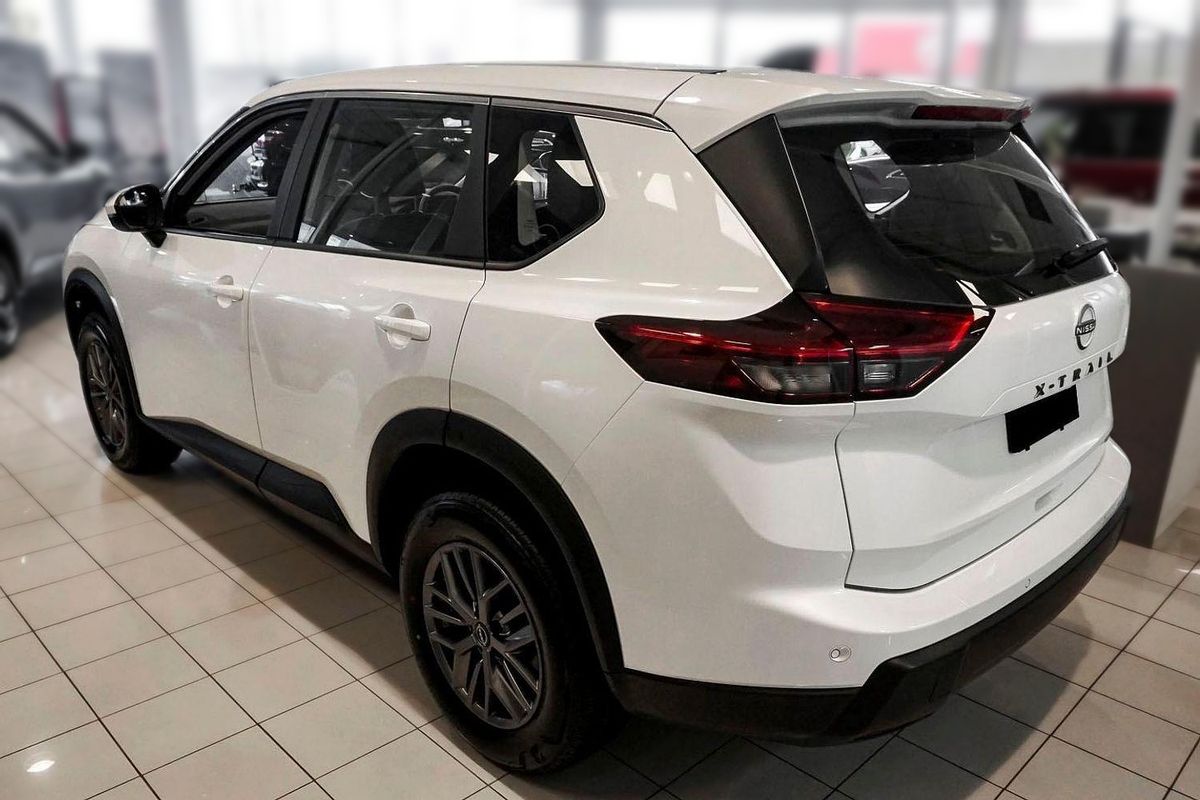 2026 Nissan X-TRAIL ST T33