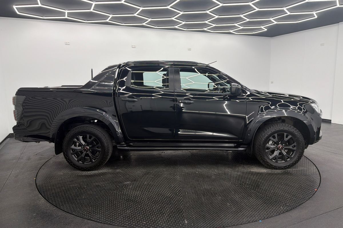 2022 Isuzu D-MAX X-TERRAIN 4X4