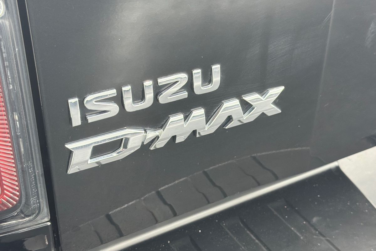 2022 Isuzu D-MAX X-TERRAIN 4X4