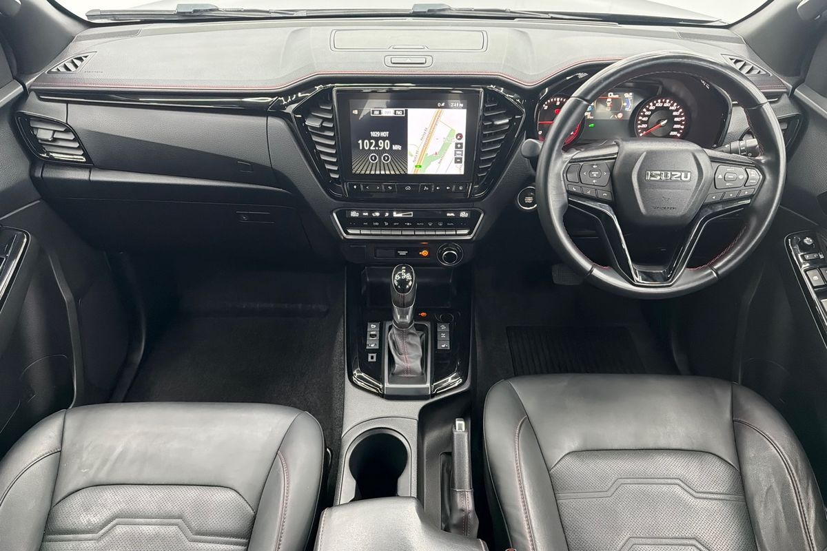 2022 Isuzu D-MAX X-TERRAIN 4X4