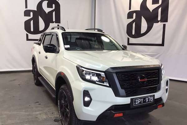 2025 Nissan Navara PRO-4X D23 4X4