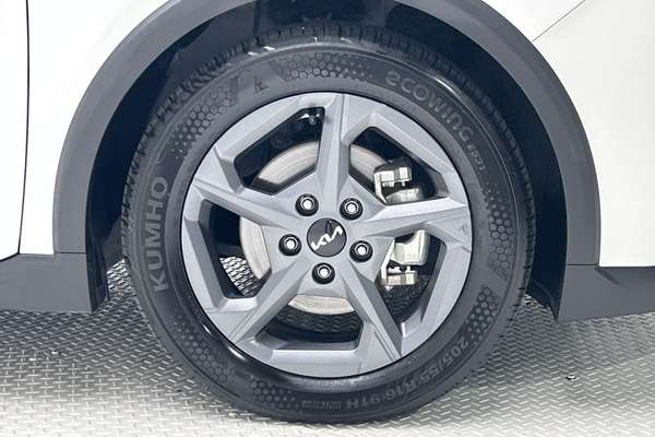 2024 Kia K4 S CL4m thumb-9
