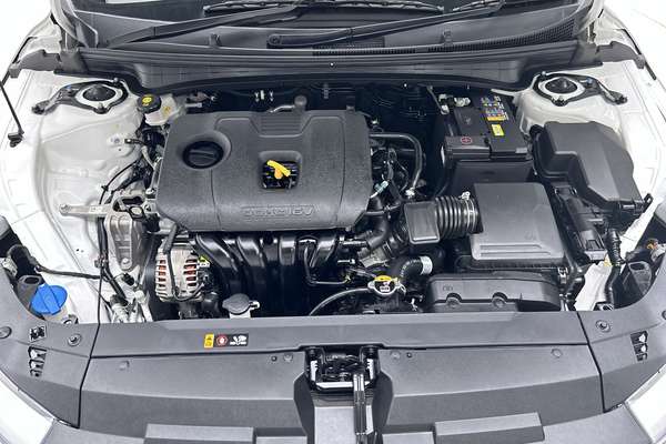 2024 Kia K4 S CL4m thumb-10