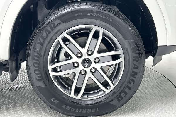 2026 Ford Everest Trend 2.0L thumb-9