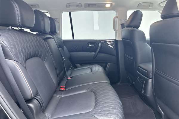2025 Nissan Patrol Ti-L Y62 thumb-11