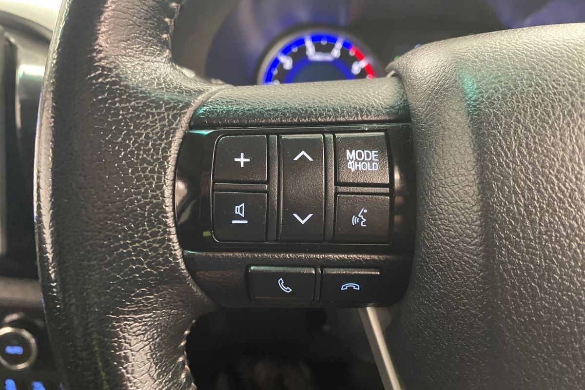 2019 Toyota Hilux SR5 GUN126R 4X4