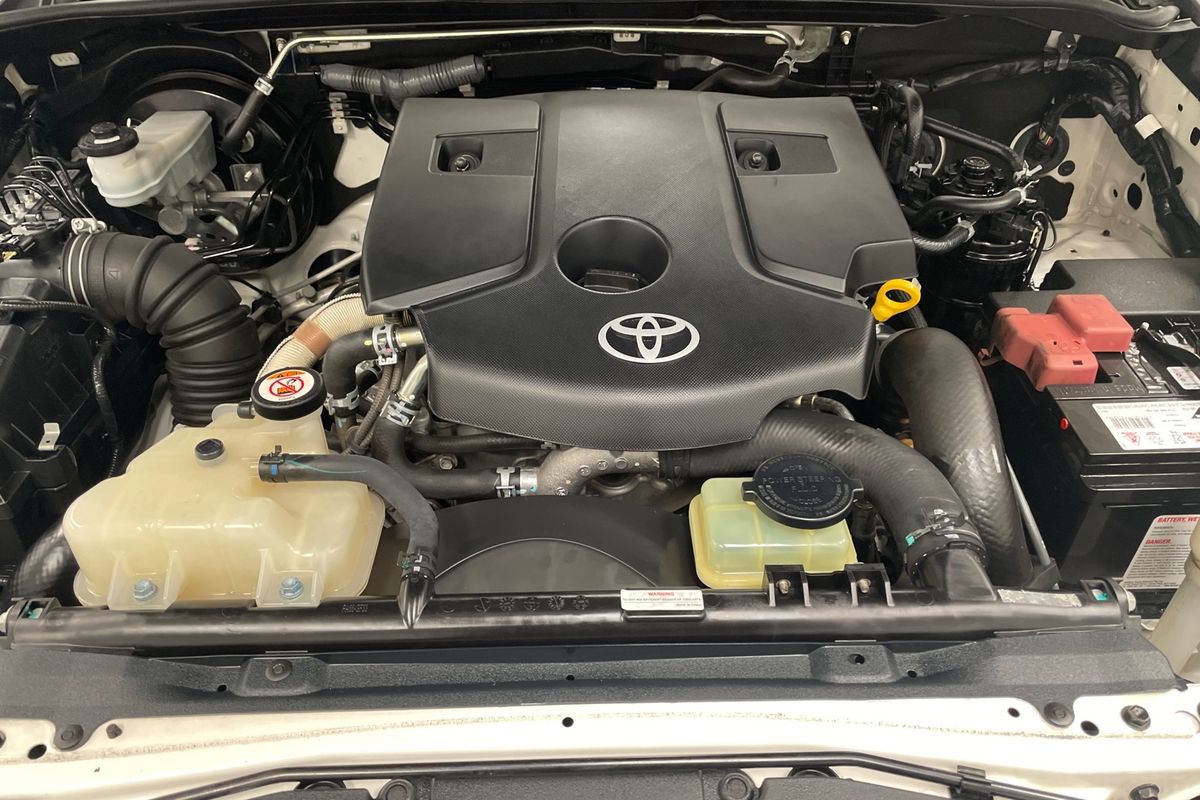 2019 Toyota Hilux SR5 GUN126R 4X4
