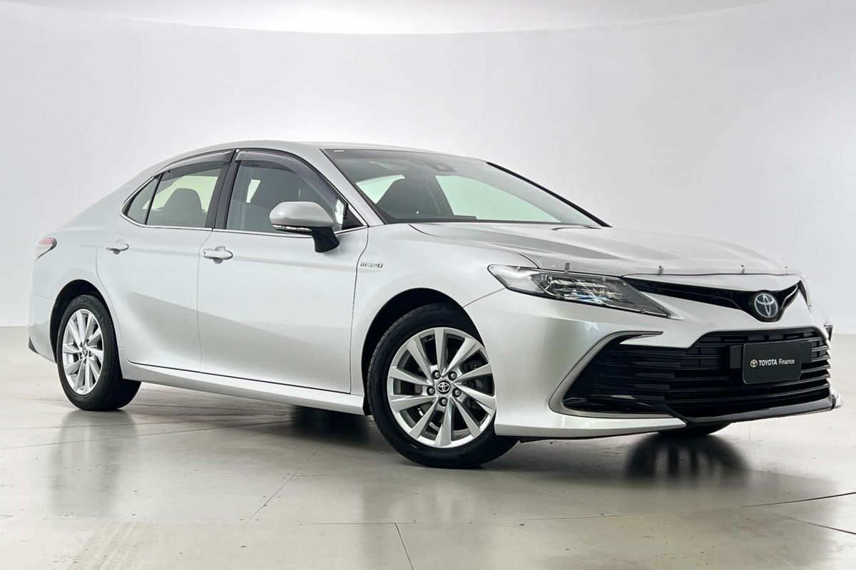2021 Toyota Camry Ascent AXVH70R