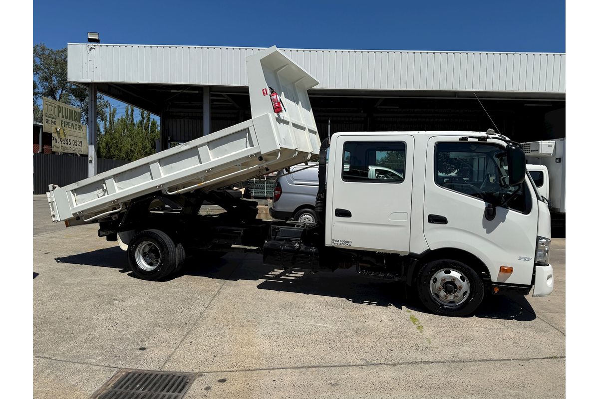 2019 Hino 300/717