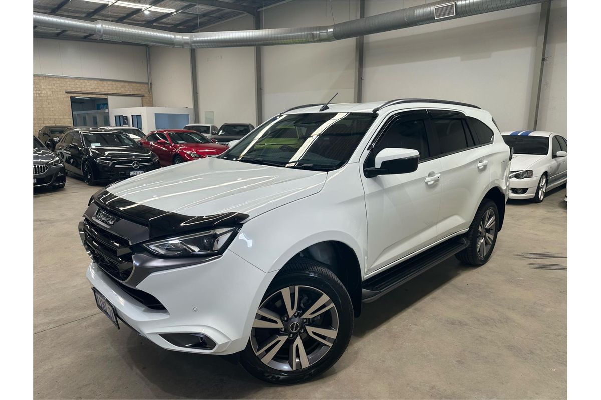 2024 Isuzu MU-X LS-T