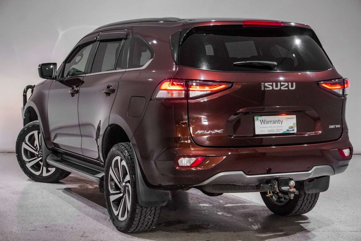 2021 Isuzu MU-X LS-T