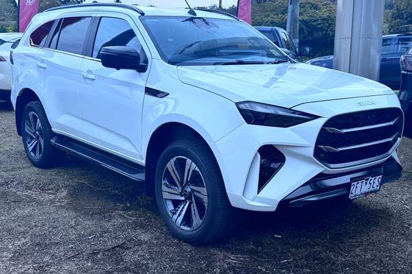 2026 Isuzu MU-X LS-T