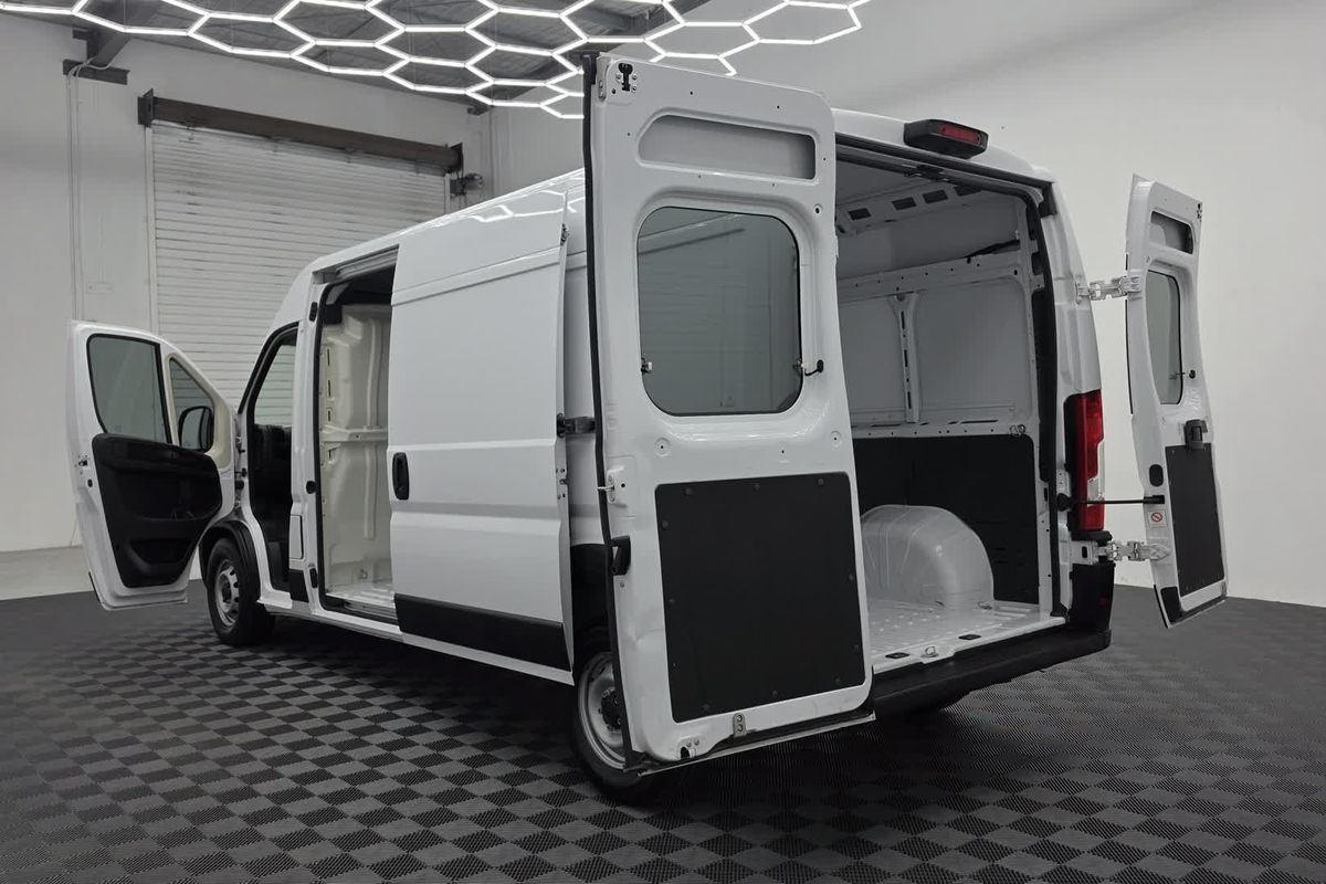 2022 Fiat Ducato Series 8 LWB Mid Roof