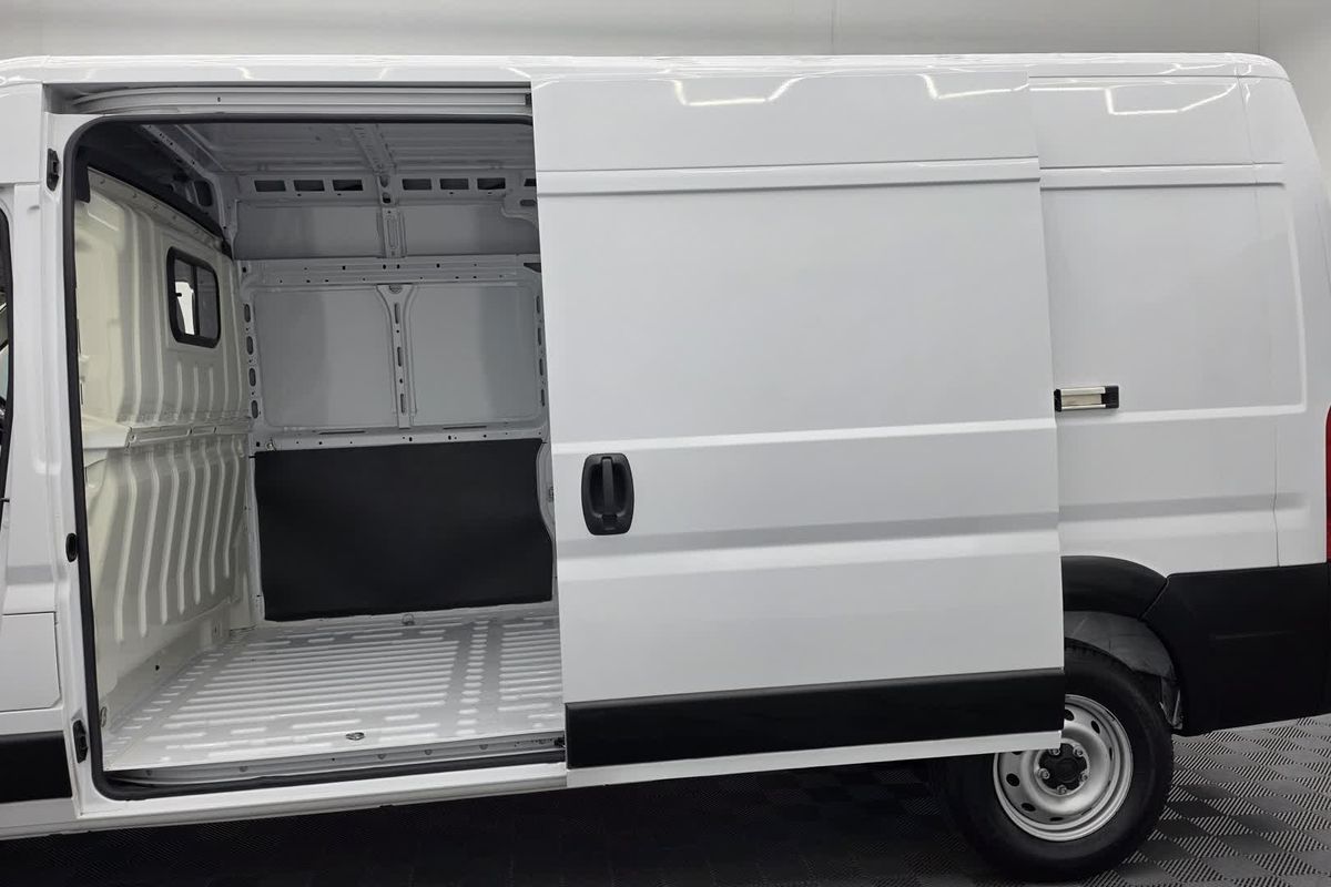 2022 Fiat Ducato Series 8 LWB Mid Roof