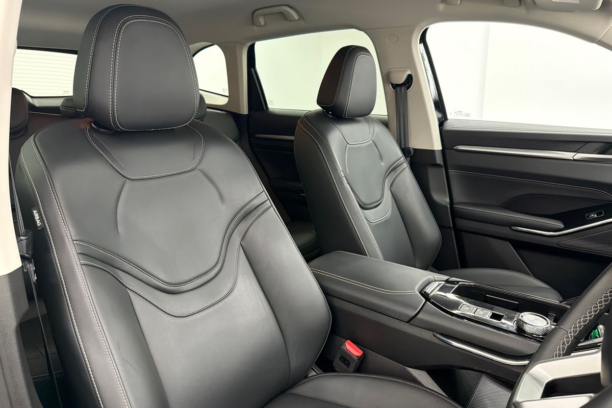 2023 GWM Haval H6 Lux B01