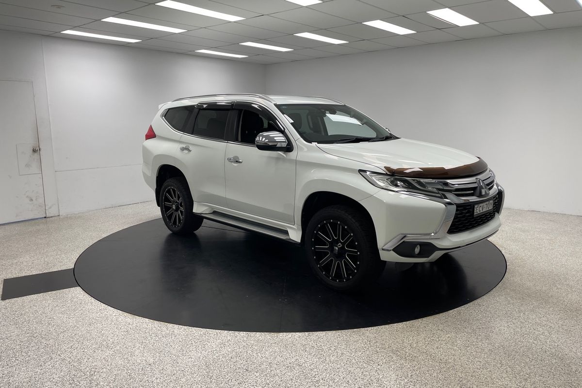 2019 Mitsubishi Q