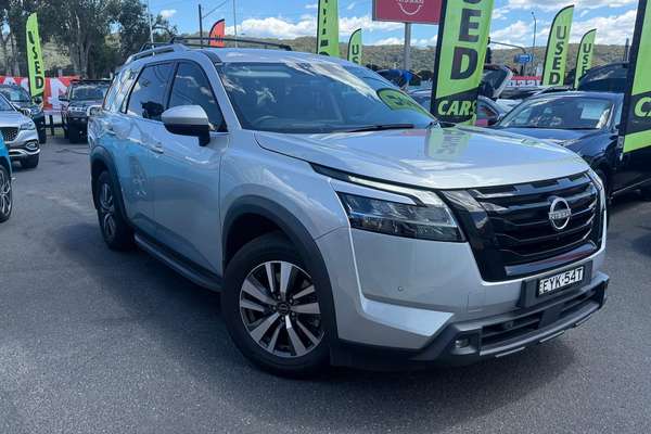 2023 Nissan Pathfinder Ti R53