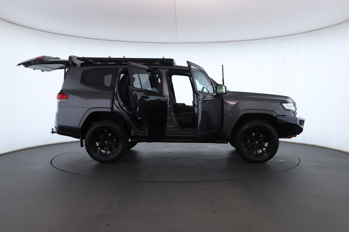 2022 Toyota Landcruiser VX FJA300R