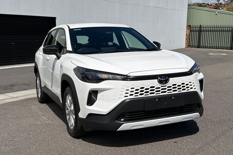 2025 Toyota Corolla Cross GX MXGH10R