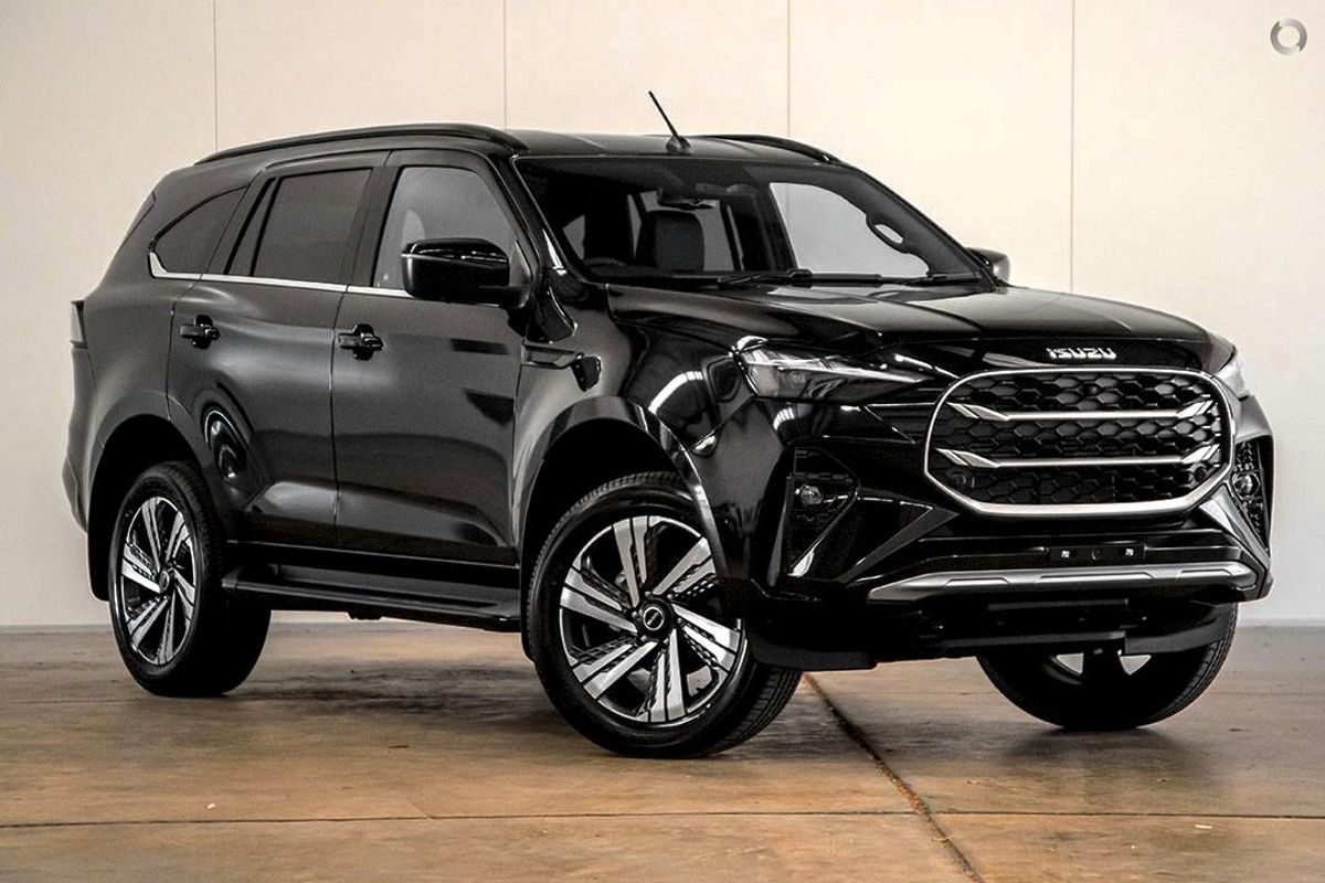 2026 Isuzu MU-X LS-T