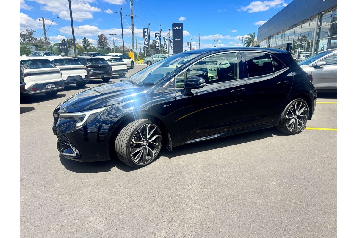 2025 Toyota Corolla ZR Hybrid ZWE219R