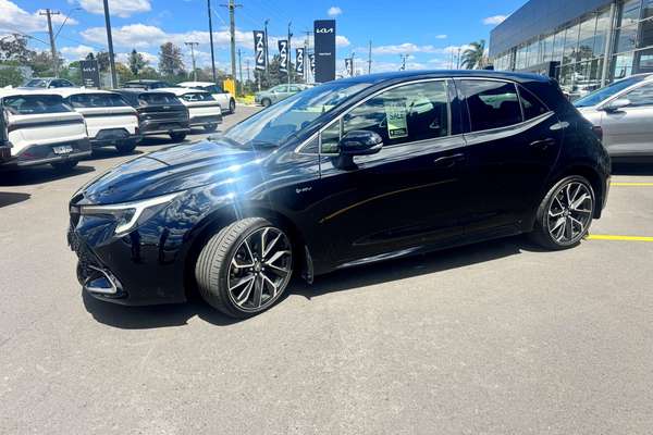 2025 Toyota Corolla ZR Hybrid ZWE219R