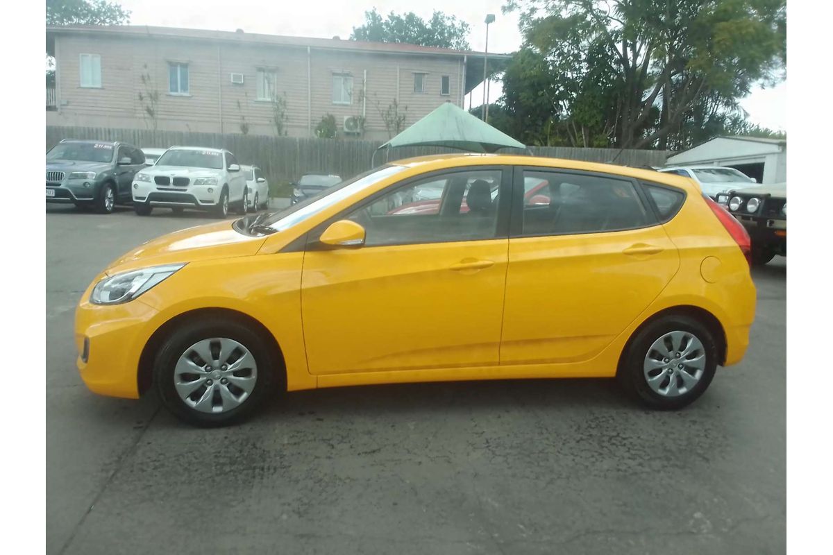 2017 Hyundai Accent Active RB4