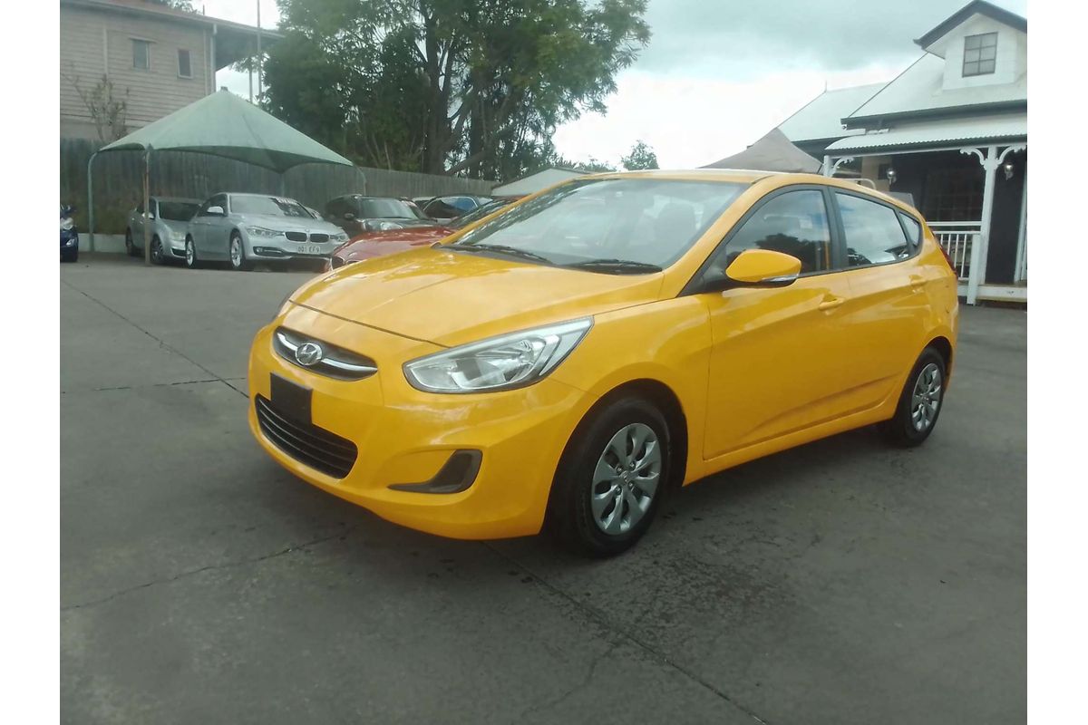 2017 Hyundai Accent Active RB4