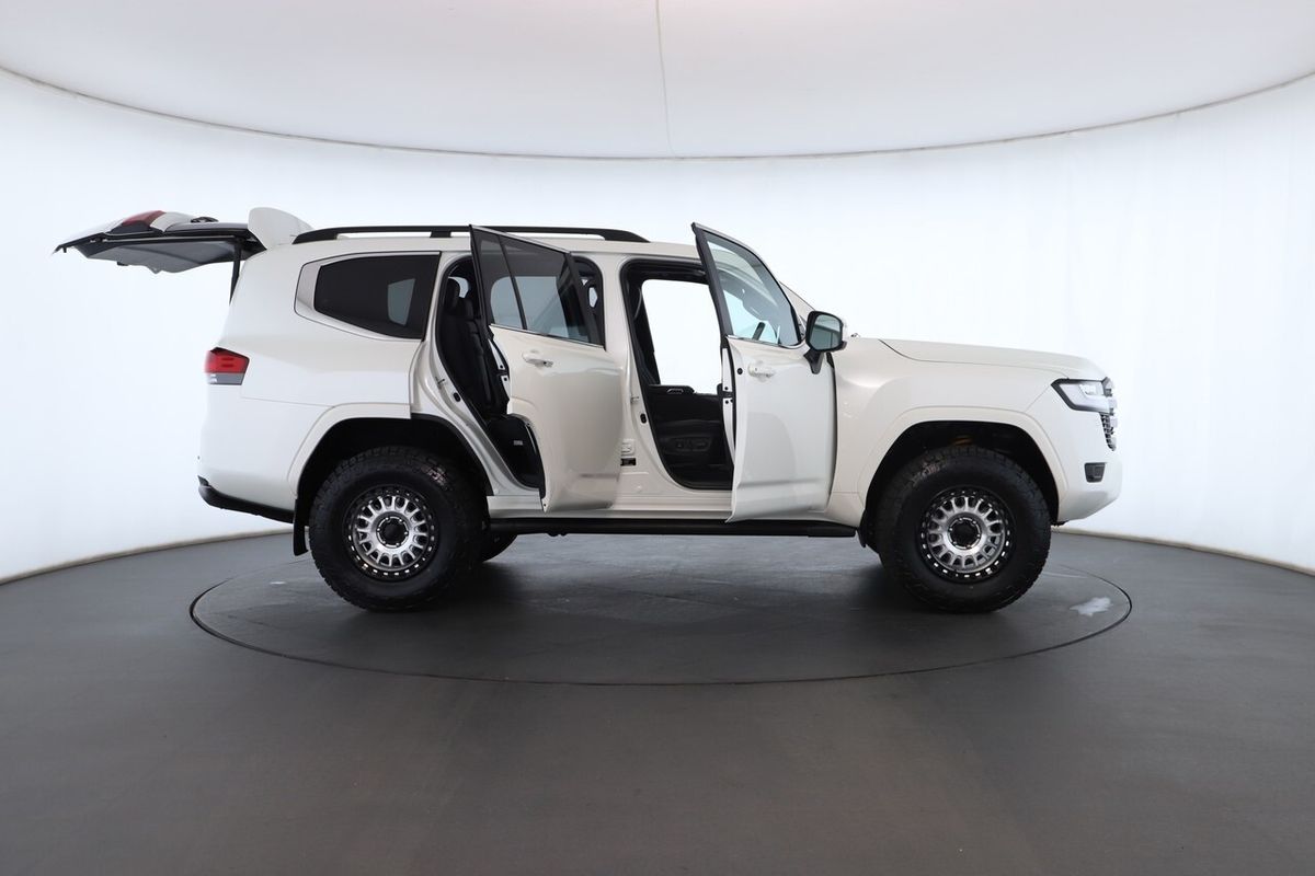 2025 Toyota Landcruiser VX FJA300R