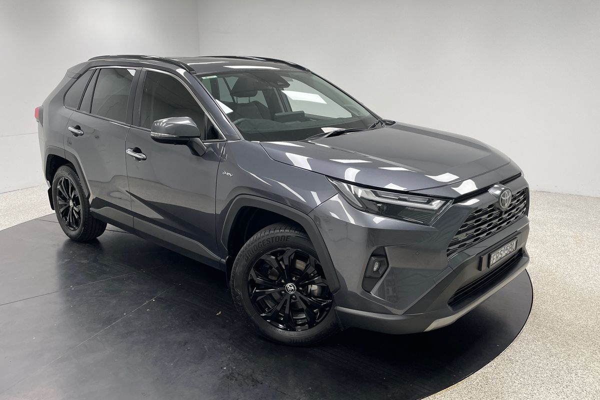 2025 Toyota RAV4 Cruiser AXAH52R