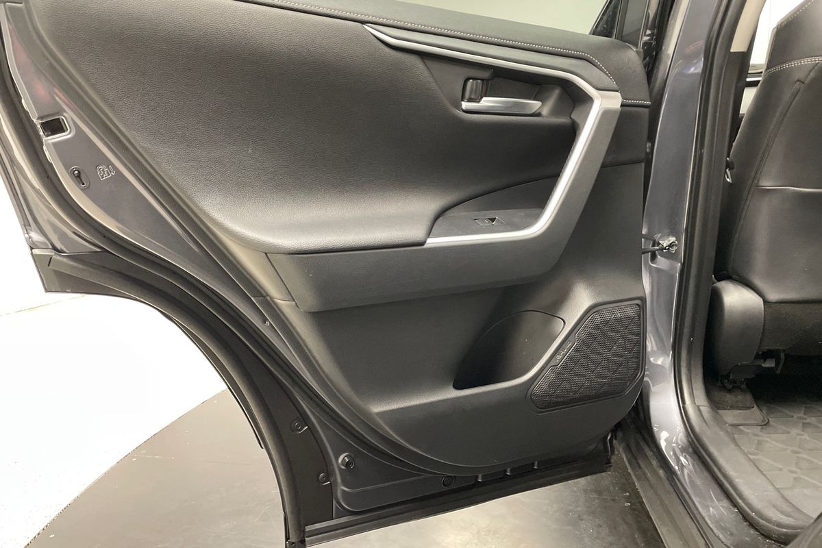 2025 Toyota RAV4 Cruiser AXAH52R