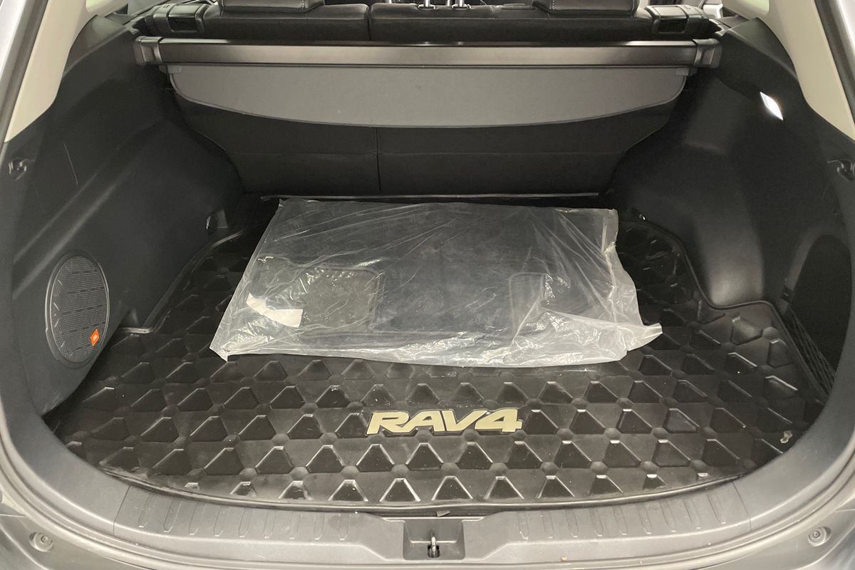 2025 Toyota RAV4 Cruiser AXAH52R