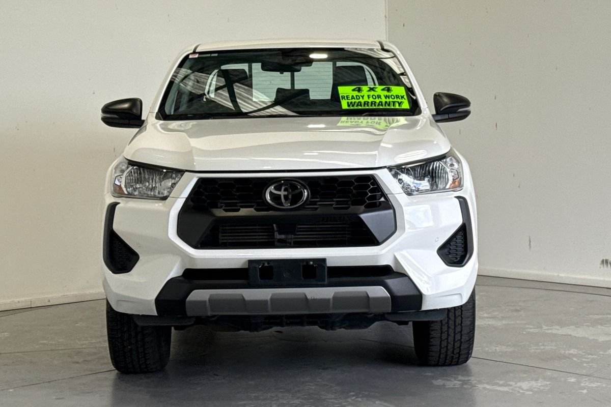 2025 Toyota Hilux SR 48V GUN126R 4X4