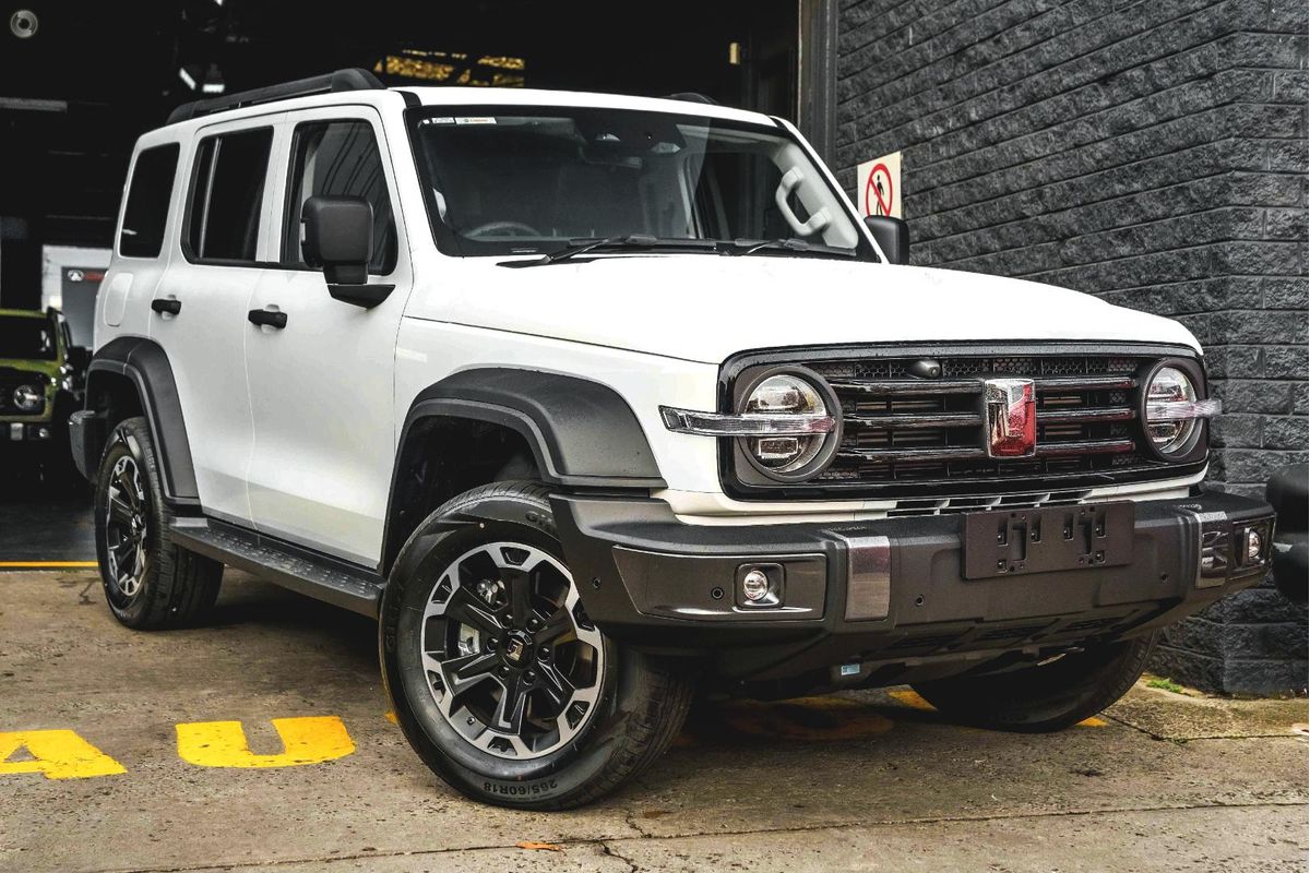 2026 GWM Tank 300 Lux Hi4-T PHEV P01