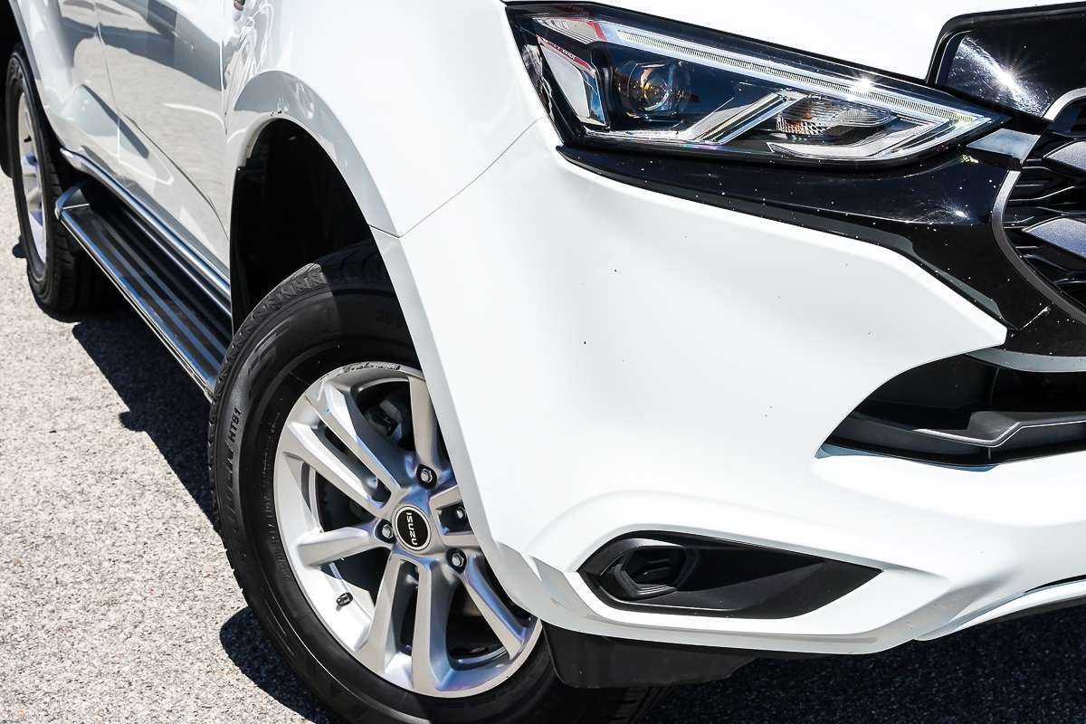 2021 Isuzu MU-X LS-M