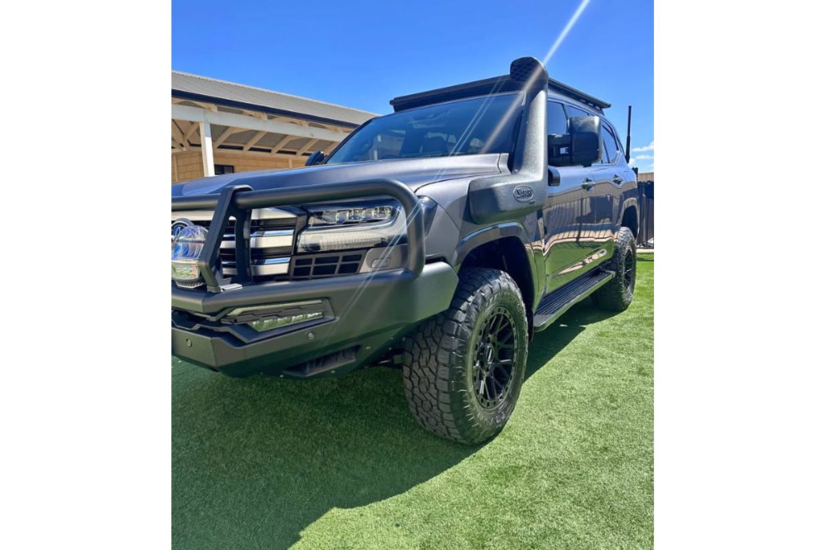 2023 Toyota Landcruiser VX FJA300R
