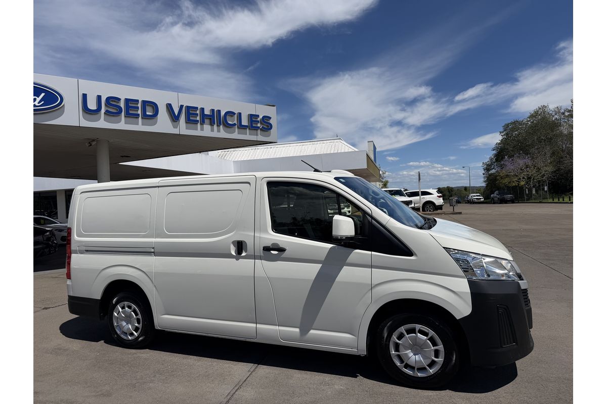2024 Toyota Hiace GDH300R LWB