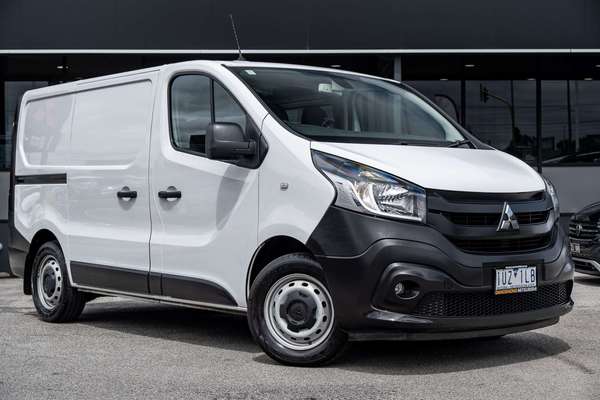 2022 Mitsubishi Express GLX SN SWB