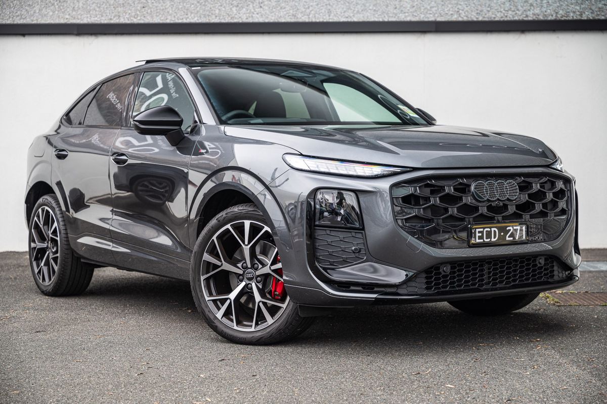 2026 Audi Q3 TFSI 195kW FJ