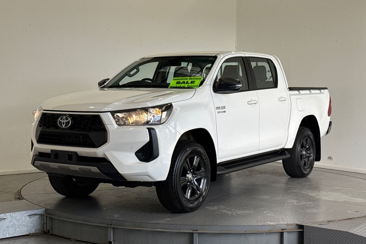 2025 Toyota Hilux SR 48V GUN126R 4X4