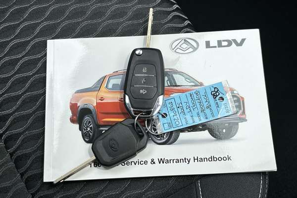 2025 LDV T60 Max PRO SK8C 4X4 thumb-22