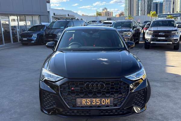 2021 Audi RS Q3 F3