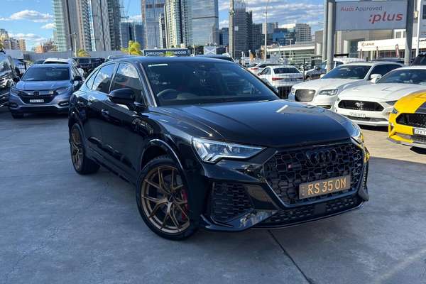 2021 Audi RS Q3 F3
