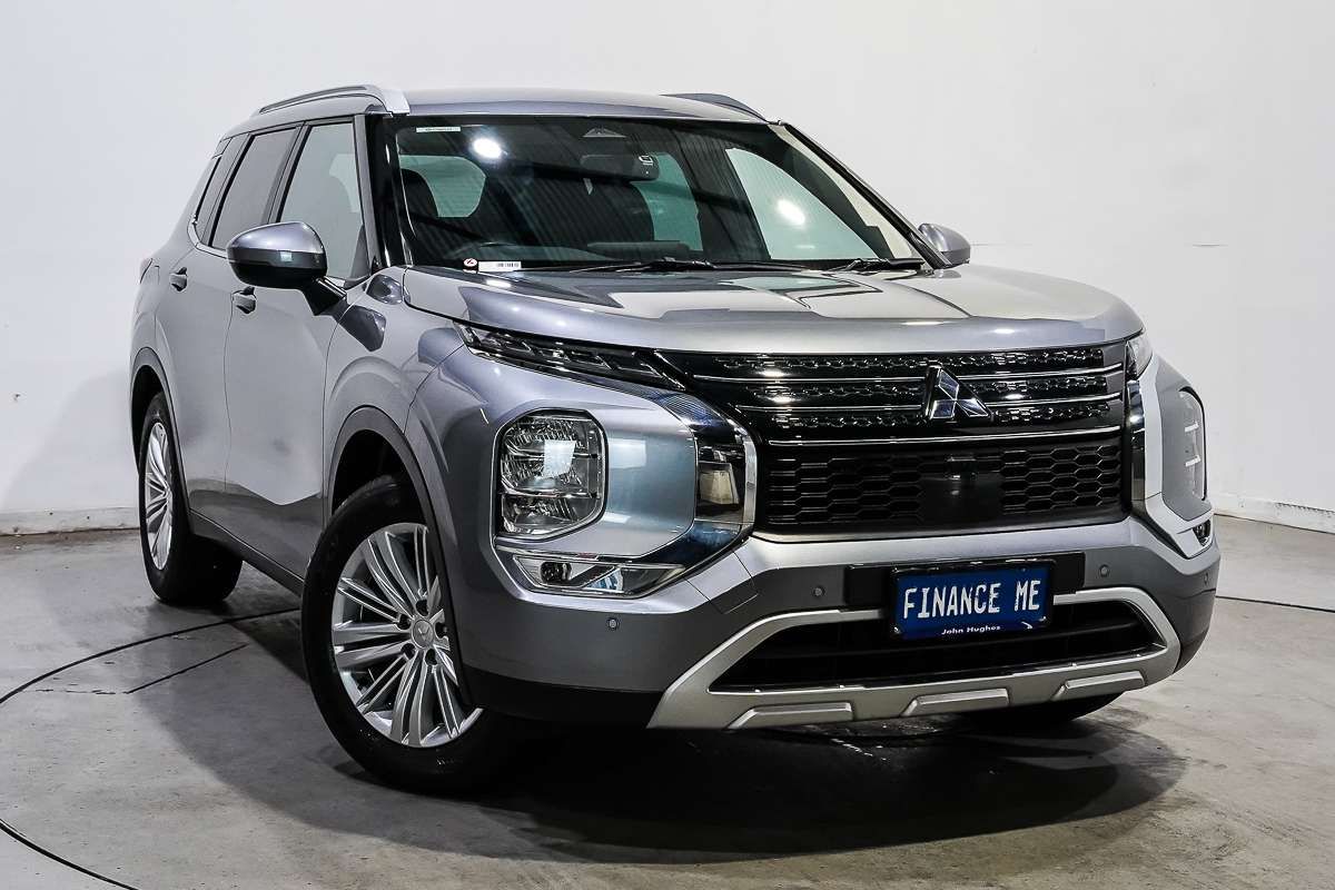 2023 Mitsubishi Outlander ES ZM