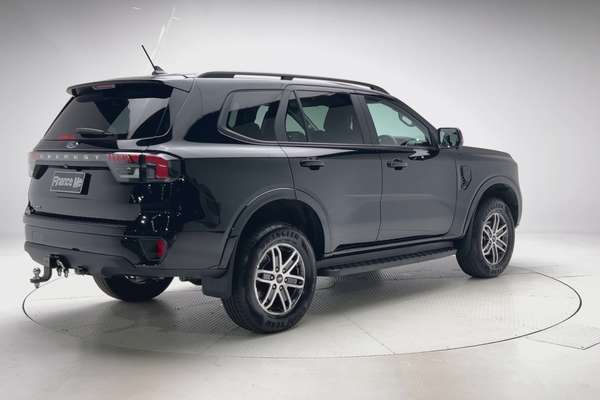 2026 Ford Everest Trend 2.0L thumb-2