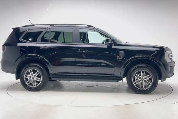 2026 Ford Everest Trend 2.0L thumb-3