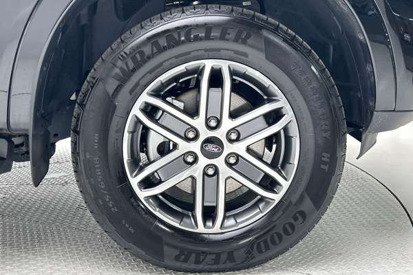 2026 Ford Everest Trend 2.0L thumb-9