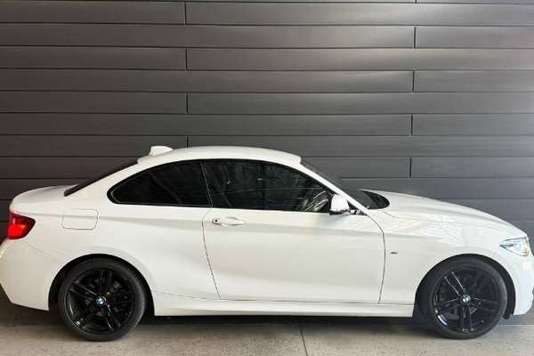 2021 BMW 2 Series 220i M Sport F22 LCI